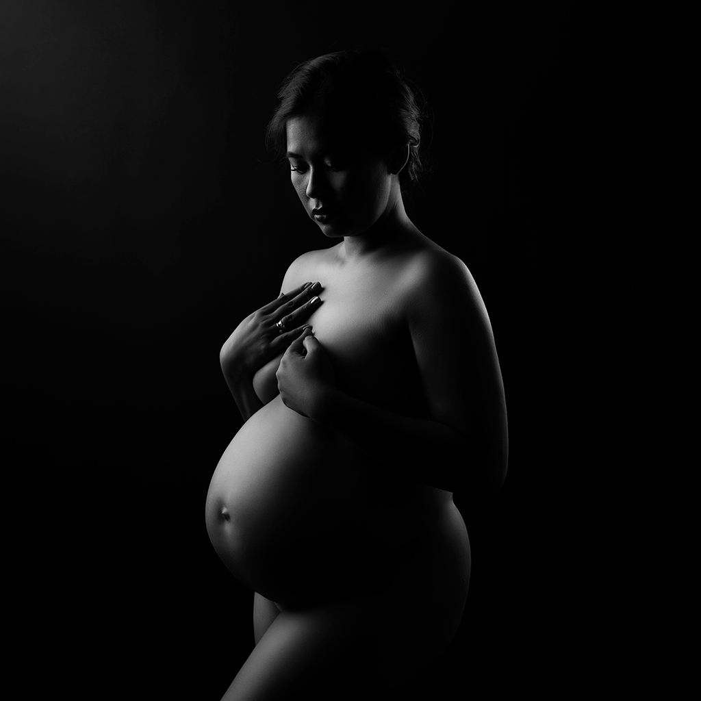 silhoutte of a pregnant mother to be in black and white

Trusted newborn photographer Mandaluyong Metro Manila Philippines

Jo Lim Photography
708 Boni Ave, Mandaluyong  Metro Manila
09178305563

14.576730, 121.034740
