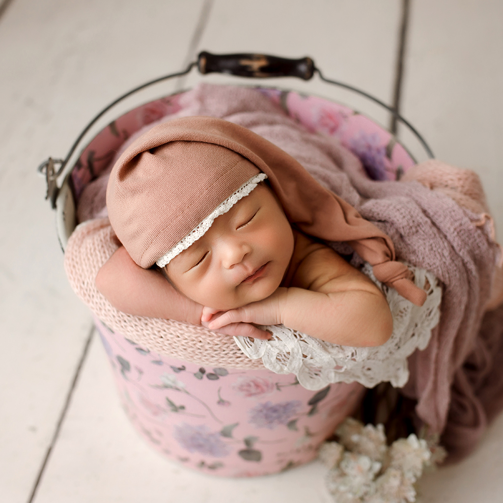 Newborn baby in a bucket prop and sleepy cap

Trusted newborn photographer Mandaluyong Metro Manila Philippines

Jo Lim Photography
708 Boni Ave, Mandaluyong  Metro Manila
09178305563

14.576730, 121.034740

